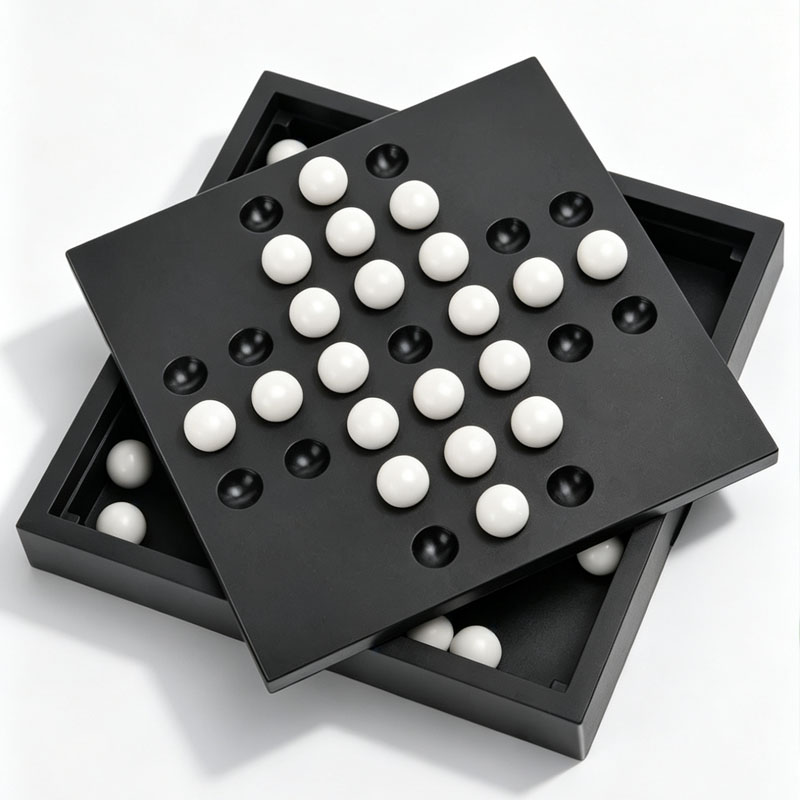 Board Game For Kids - Europäisches Klassisches Einzel-Schach Peg Solitaire Lehrreiches